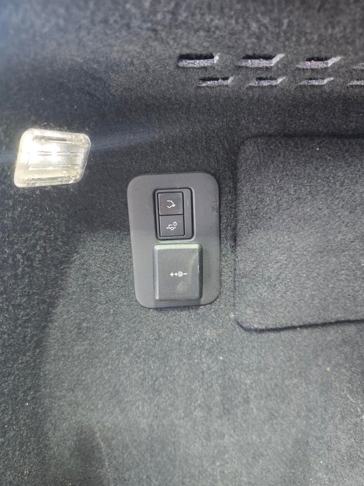 Land Rover Range Rover Evoque 1,5 P300e R-Dynamic HSE aut. 5d