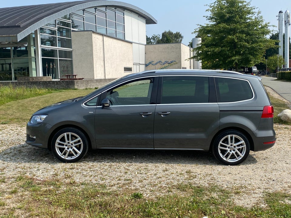 VW Sharan 2,0 TDi 177 Highline DSG BMT 7prs 5d