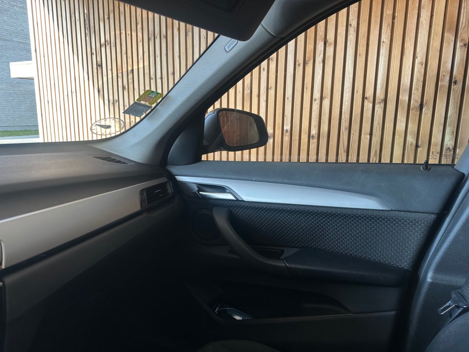 BMW X1 2,0 sDrive20i Advantage aut. 5d