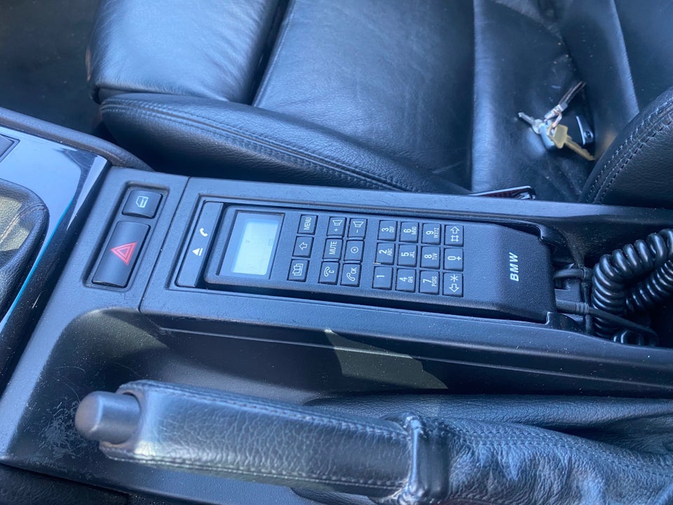 BMW 325i 2,5  4d