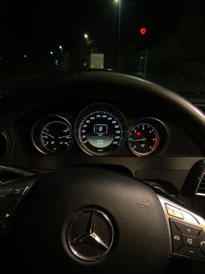 Mercedes C220 2,2 CDi stc. BE 5d