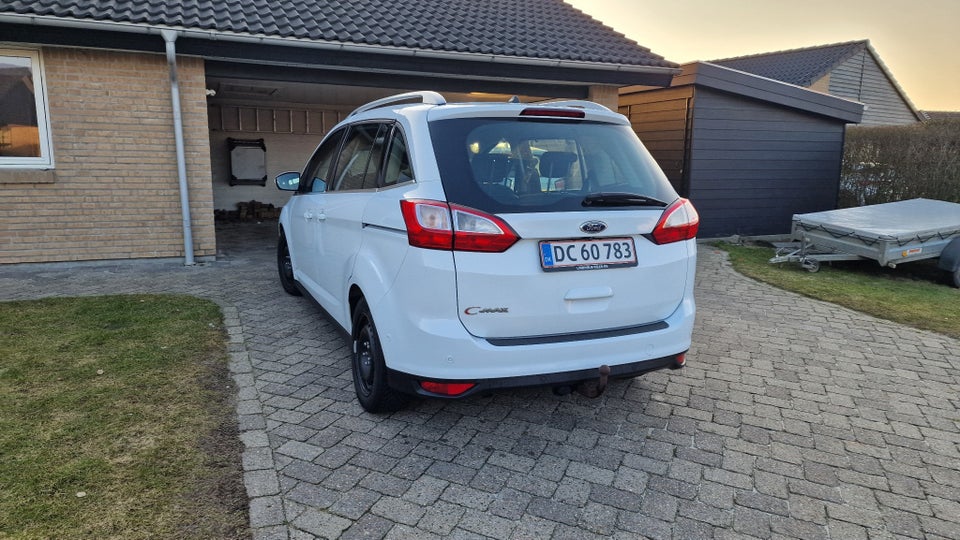Ford Grand C-MAX 1,5 TDCi 120 Titanium 5d