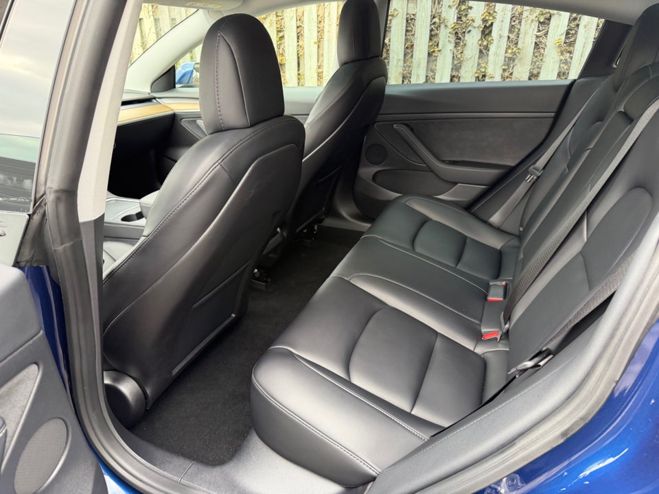 Tesla Model 3 Performance AWD 4d