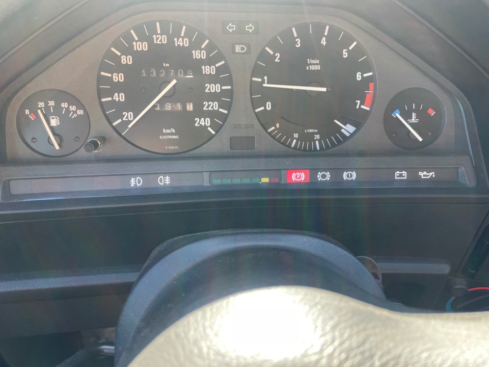 BMW 320i 2,0 Cabriolet 2d