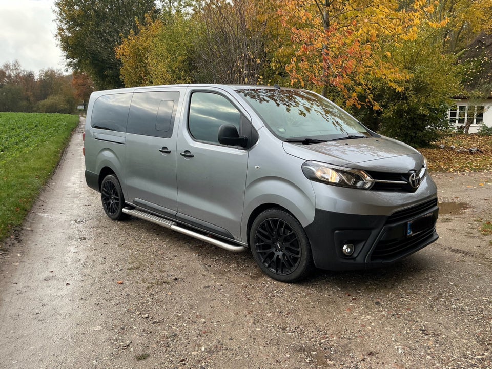 Toyota ProAce Verso 2,0 D 180 Long Family aut. 4d