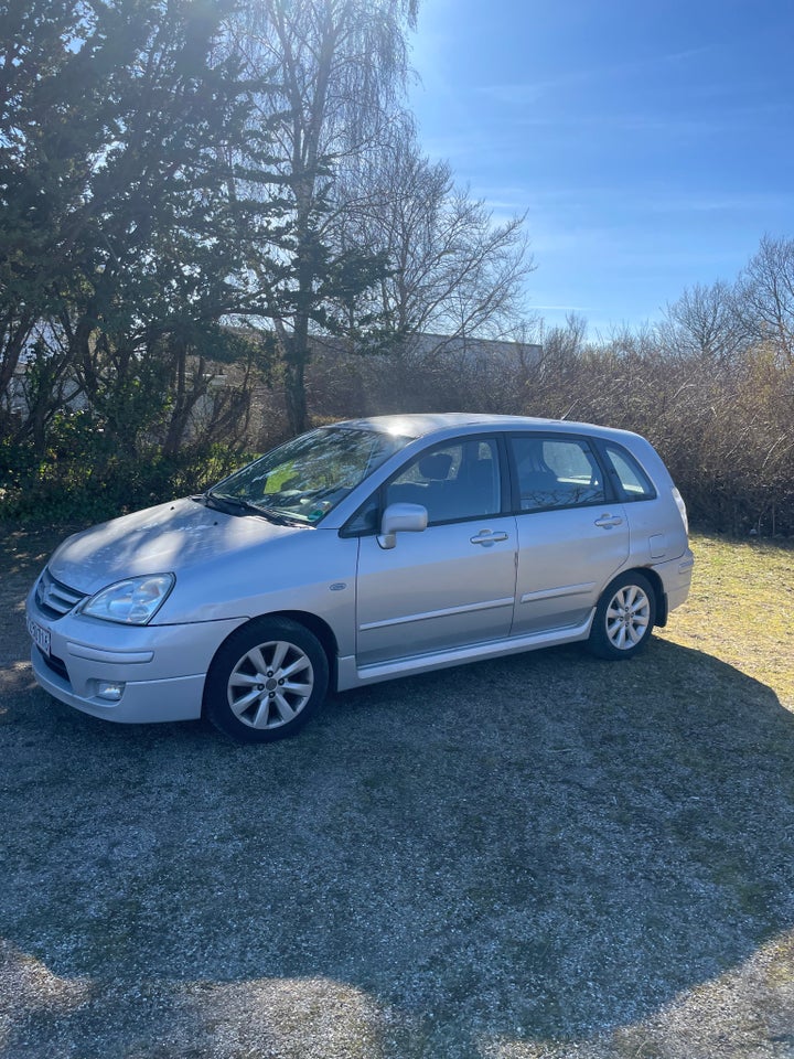 Suzuki Liana 1,6  5d