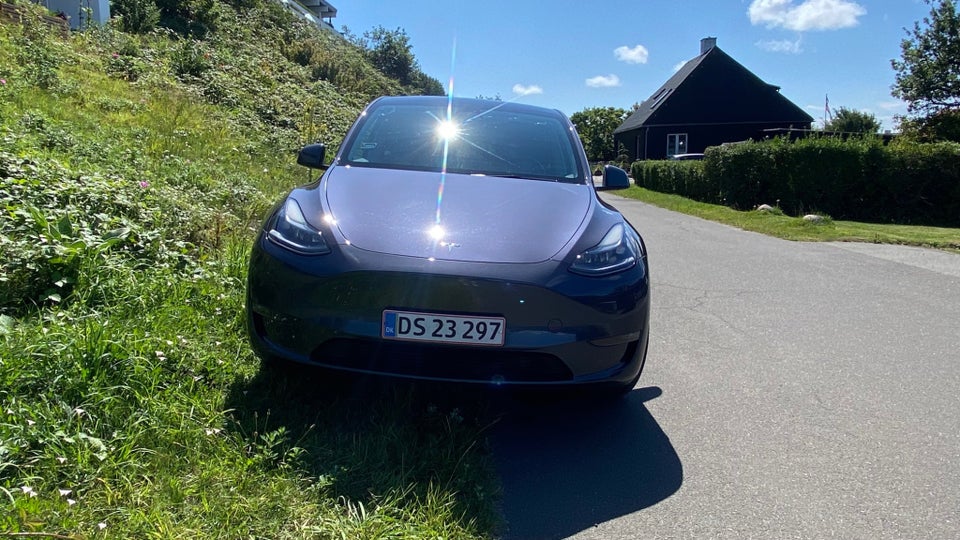 Tesla Model Y Long Range AWD 5d