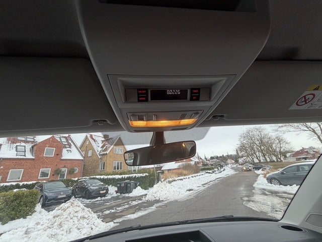 VW Transporter 2,0 TDi 180 Kassevogn kort