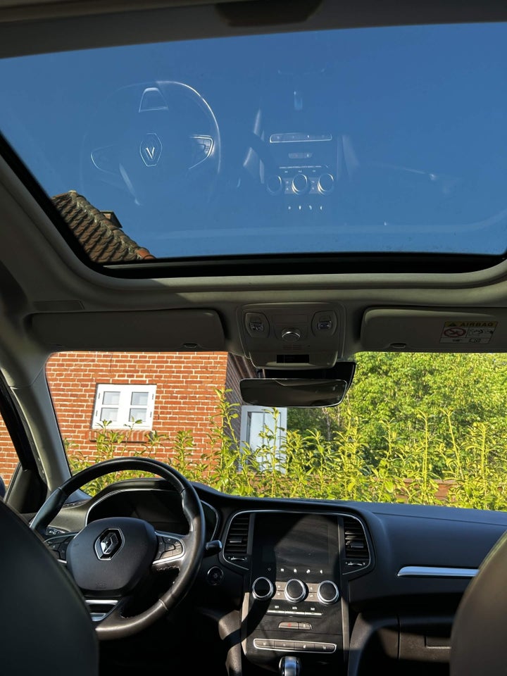 Renault Megane IV 1,6 E-Tech Intens Sport Tourer 5d