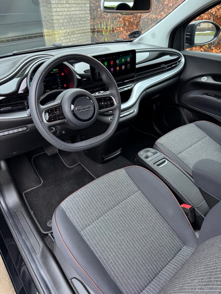 Fiat 500e 42 Icon 3d