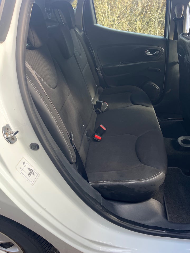 Renault Clio IV 0,9 TCe 90 Expression 5d