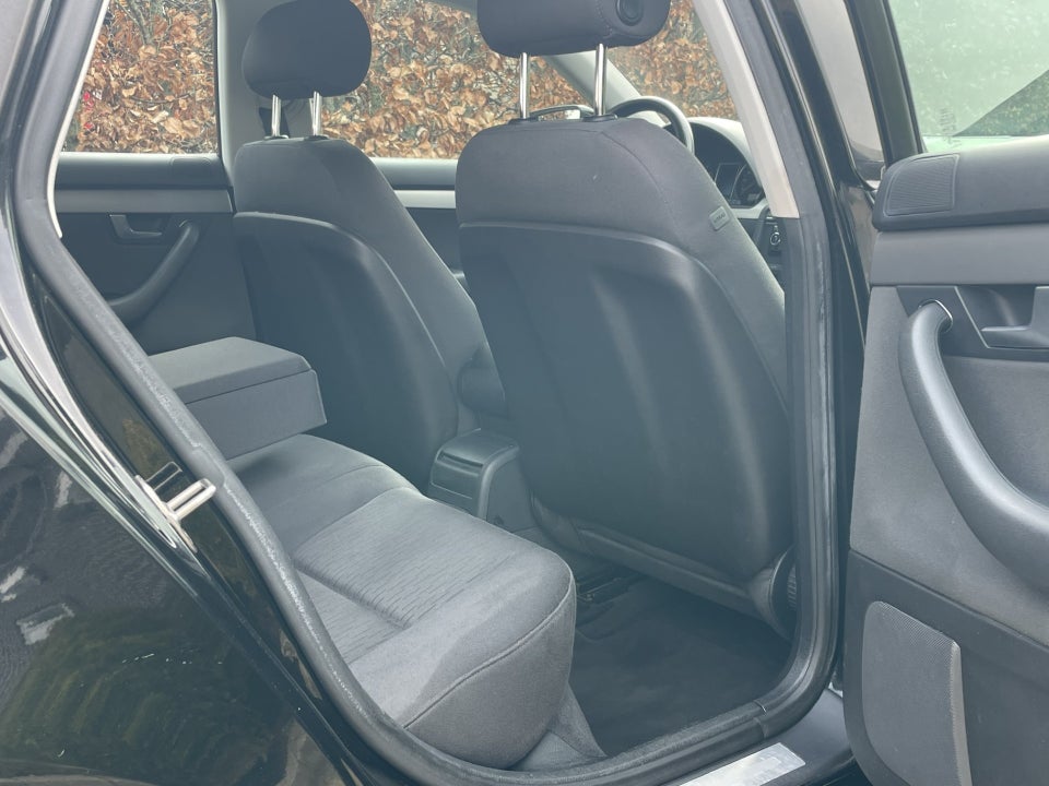 Audi A4 1,8 T 163 Avant 5d