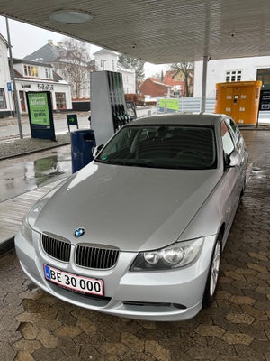 BMW 325i 2,5  4d