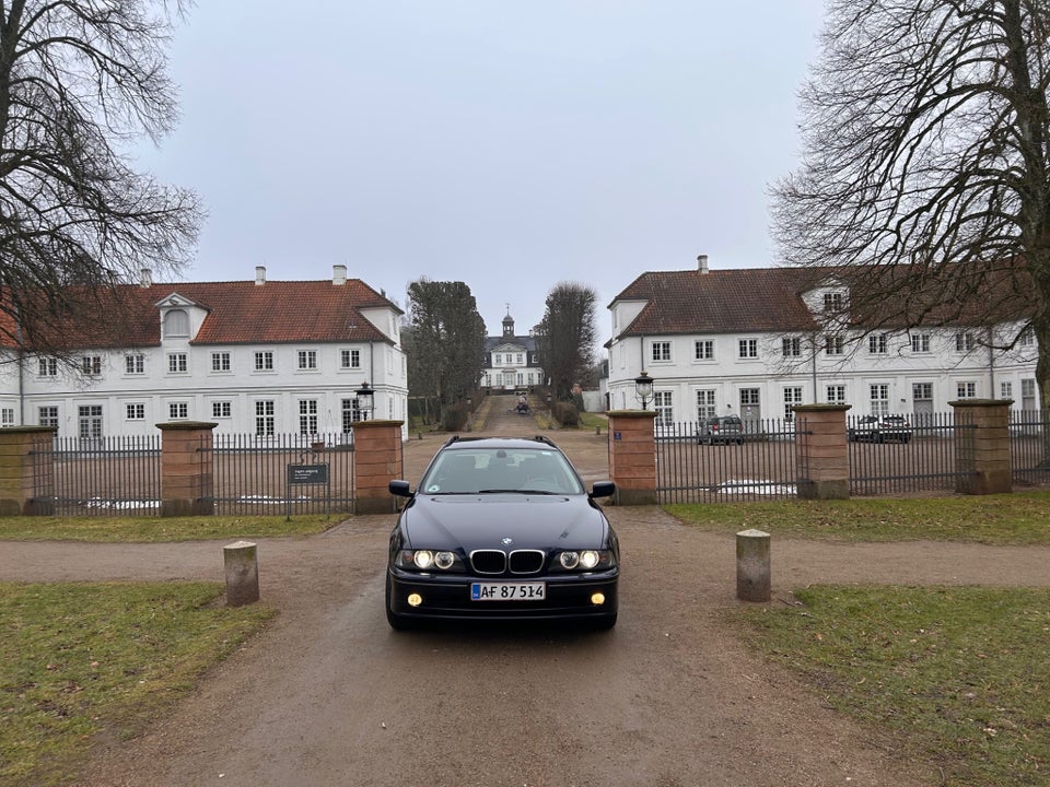 BMW 525i 2,5 Touring 5d