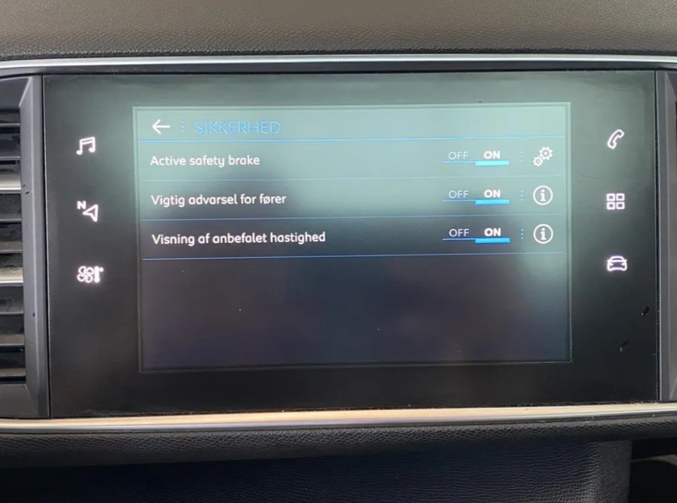 Peugeot 308 1,2 e-THP 130 Selection Sky SW 5d