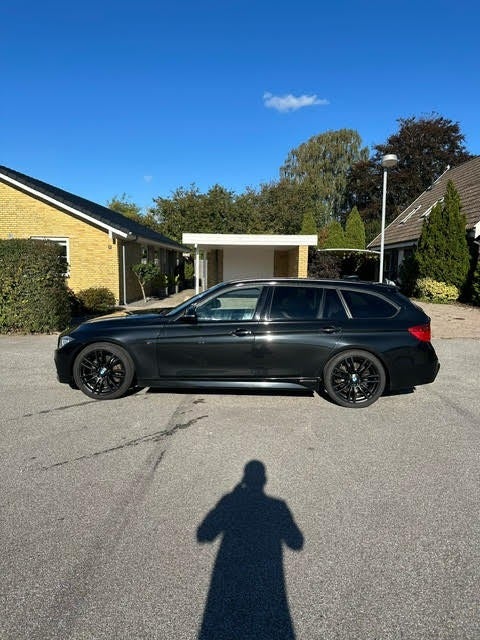 BMW 330d 3,0 Touring M-Sport aut. 5d