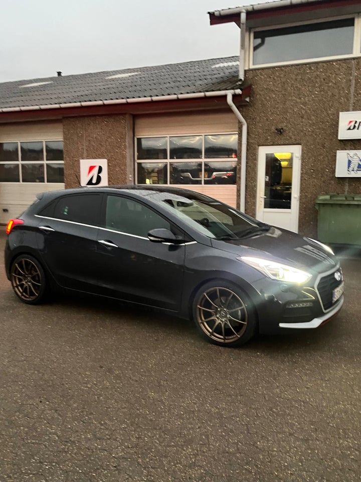 Hyundai i30 1,6 T-GDi Sport 5d