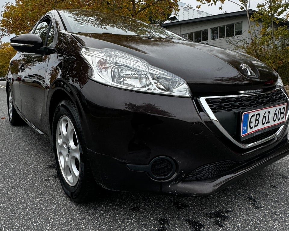 Peugeot 208 1,2 VTi Access 5d