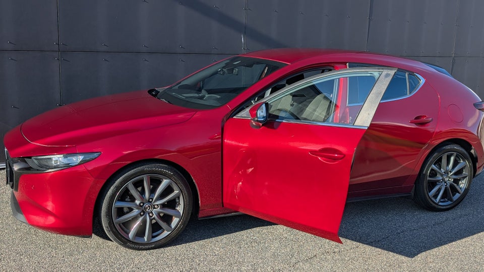 Mazda 3 2,0 SkyActiv-G 122 Sky Tech aut. 5d
