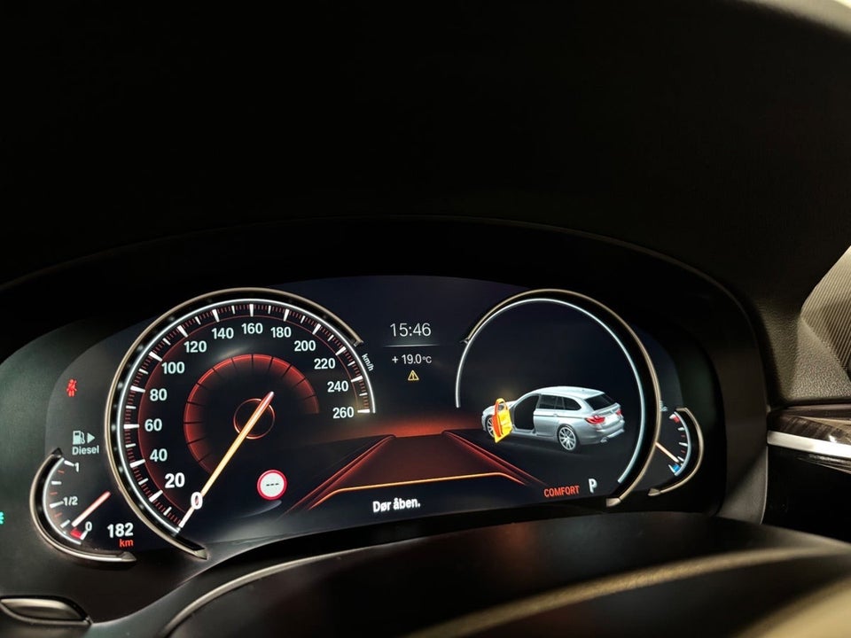 BMW 530d 3,0 Touring Sport Line xDrive aut. 5d