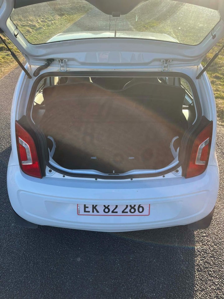 VW Up! 1,0 75 Move Up! BMT 5d