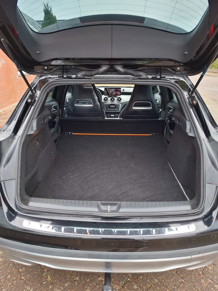 Mercedes GLA250 2,0 aut. Van 5d