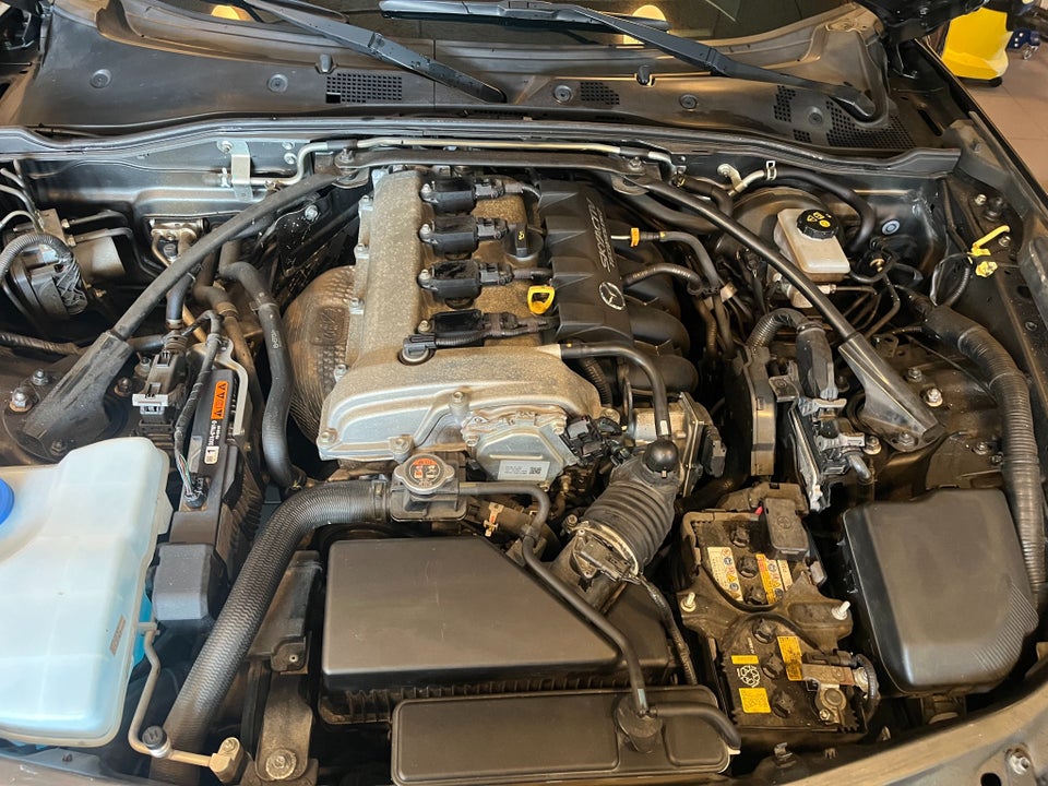 Mazda MX-5 2,0 SkyActiv-G 160 RF Sport 2d