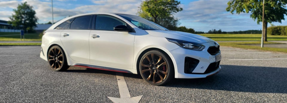 Kia ProCeed 1,6 T-GDi GT DCT 5d