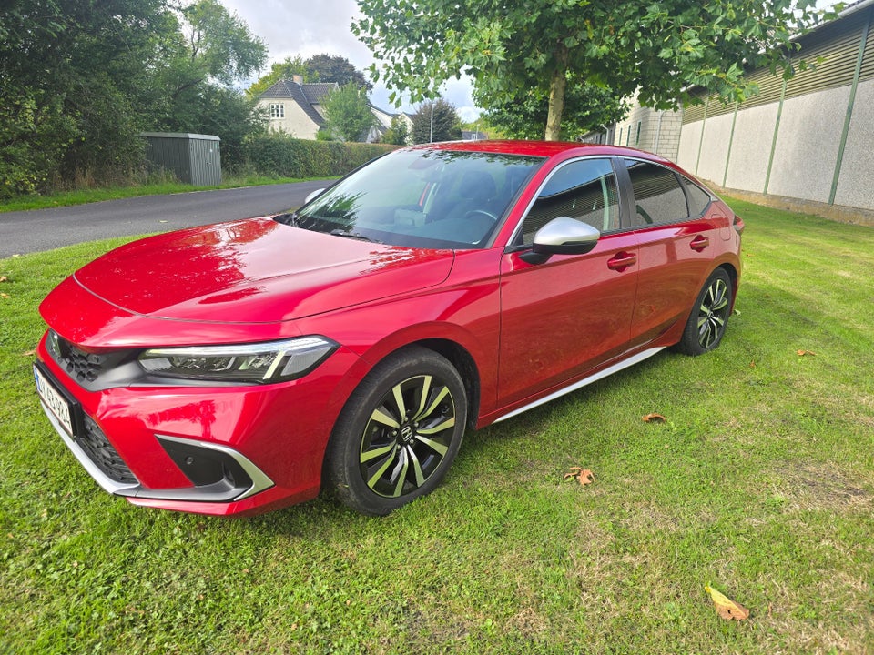 Honda Civic 2,0 e:HEV Elegance eCVT 5d