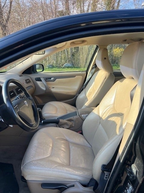 Volvo V70 2,4 140 Classic 5d