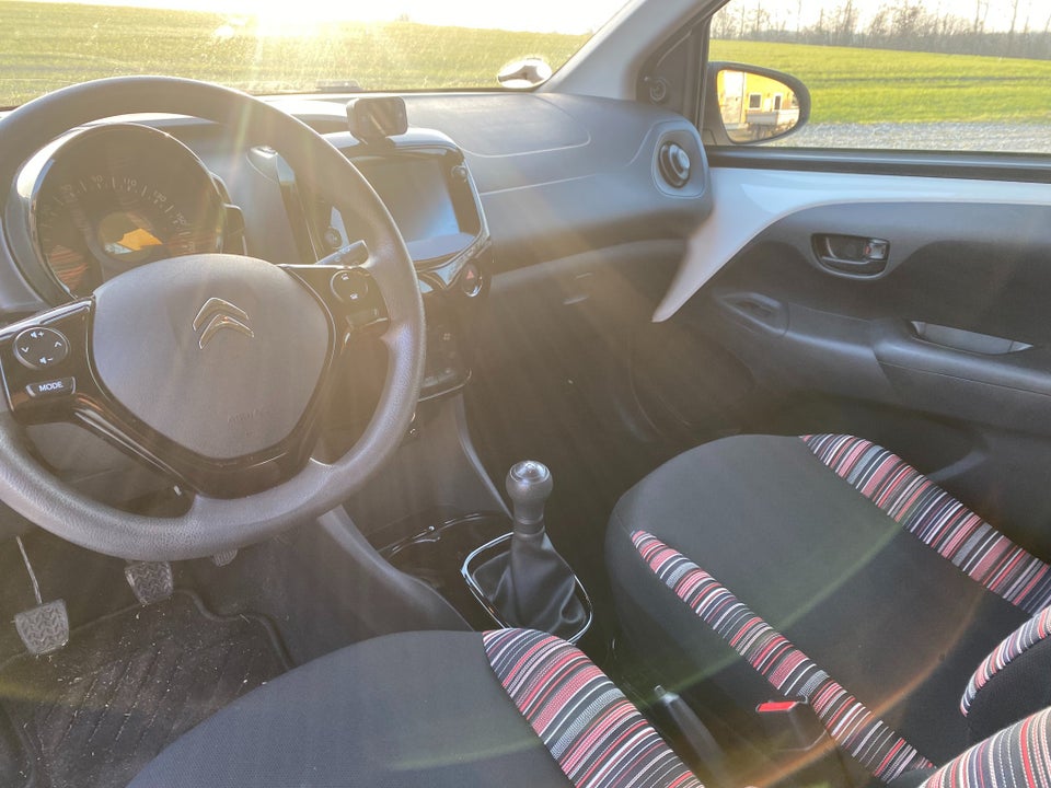 Citroën C1 1,0 VTi Shine 5d