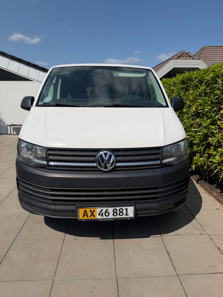 VW Transporter 2,0 TDi 140 Kassevogn DSG lang