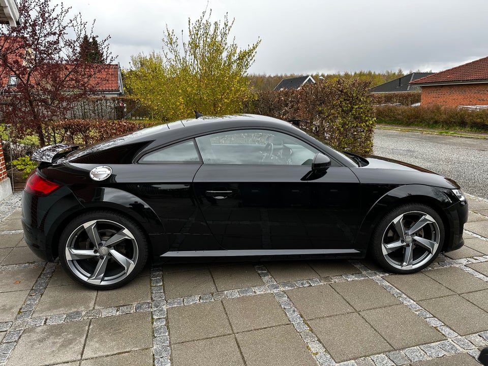 Audi TT 1,8 TFSi 180 Coupé S-tr. 2d