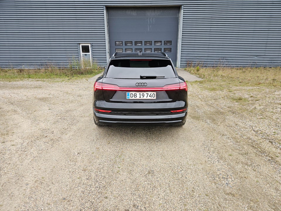 Audi e-tron 55 Advanced quattro 5d