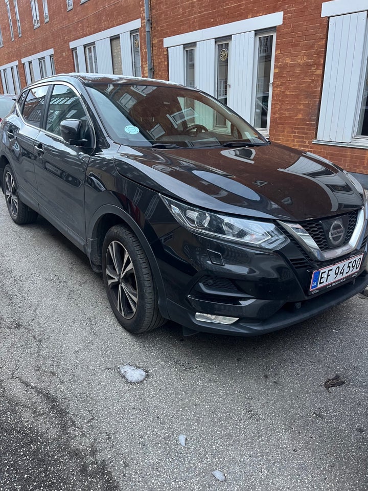 Nissan Qashqai 1,2 Dig-T 115 Tekna 5d