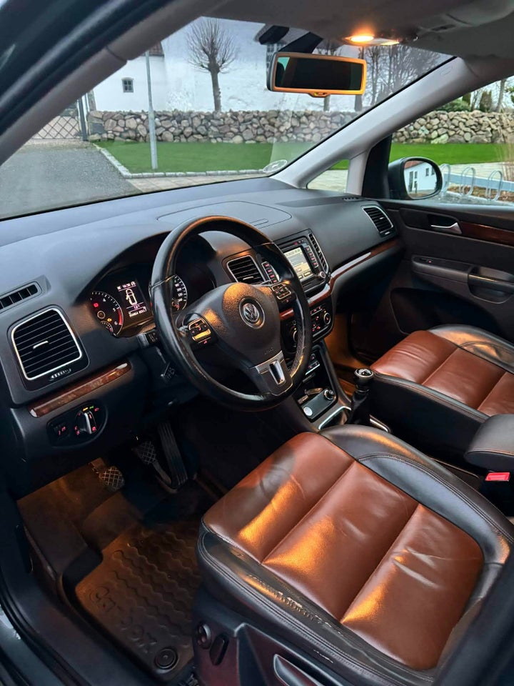 VW Sharan 2,0 TDi 170 Highline DSG 7prs 5d