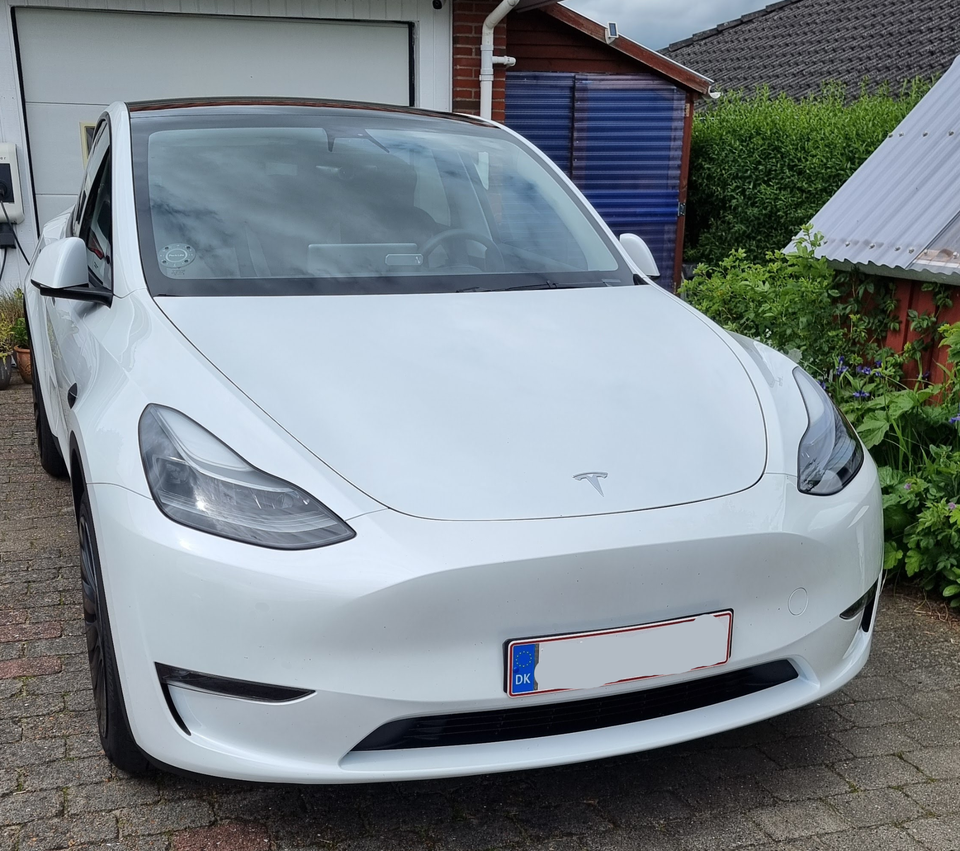 Tesla Model Y Long Range AWD 5d