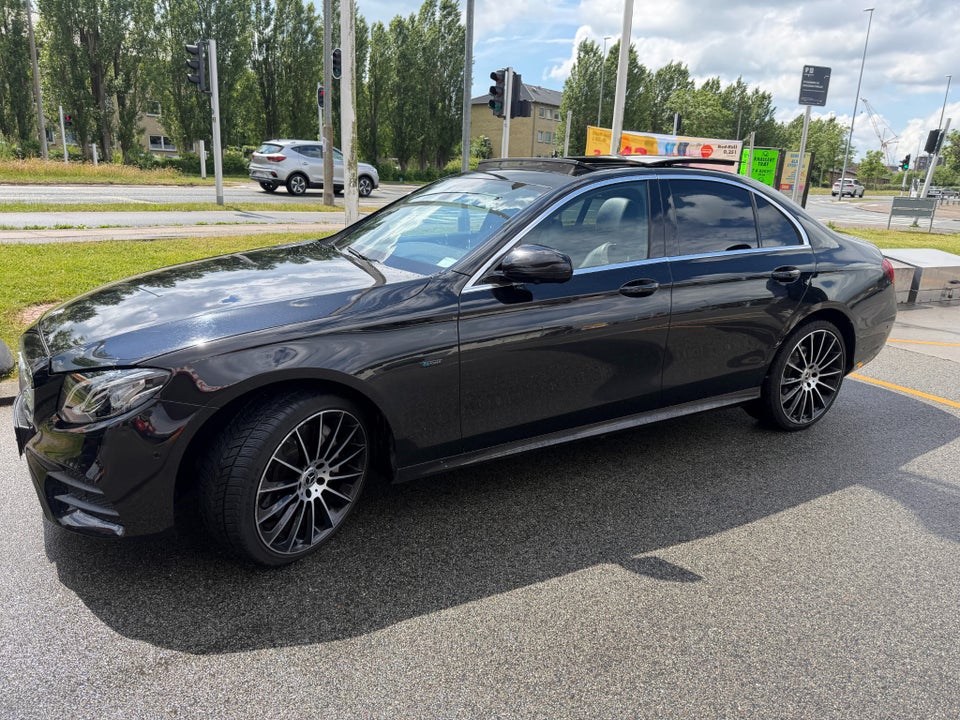 Mercedes E300 de 2,0 AMG Line aut. 4d