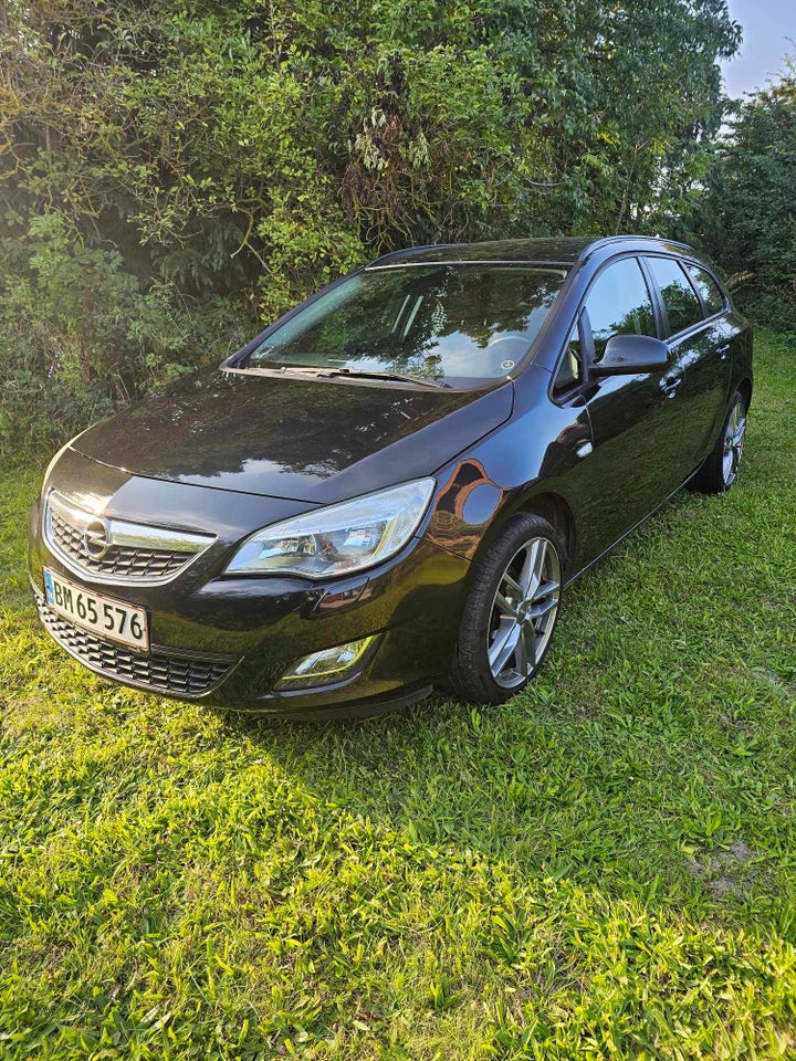 Opel Astra 1,4 T 140 Sport Sports Tourer eco 5d