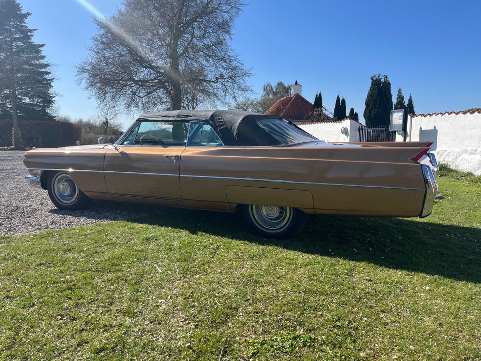 Cadillac DeVille 6,0 V8 4d