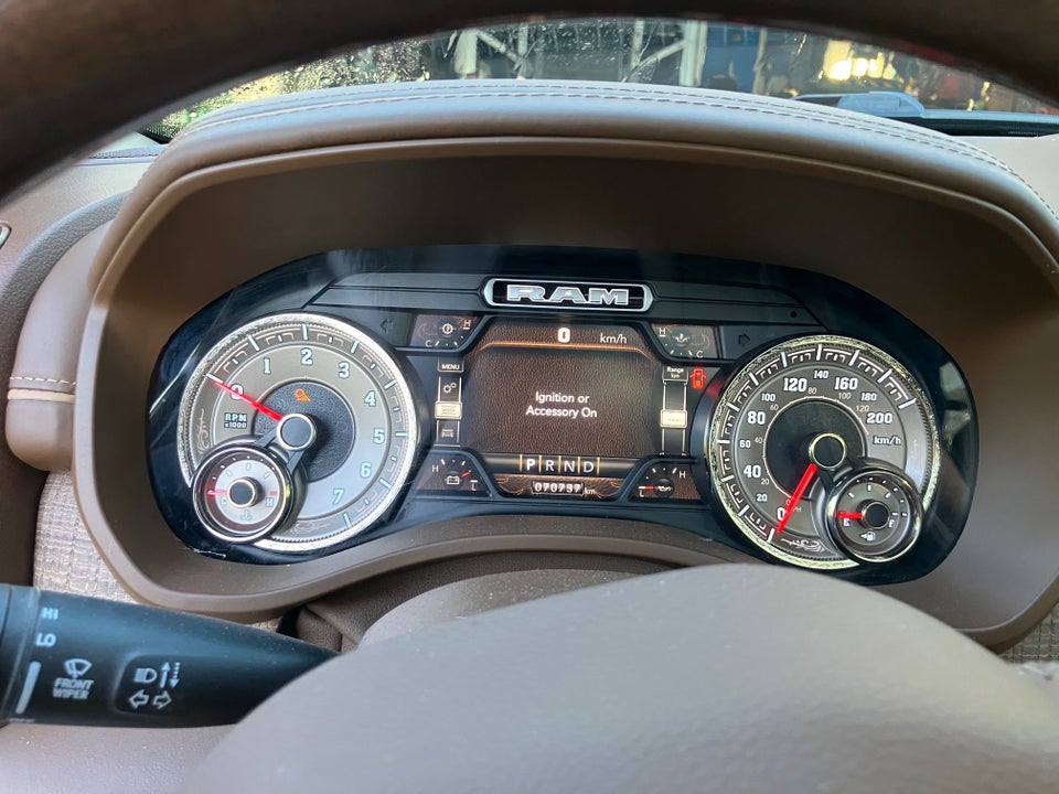 Dodge RAM 1500 5,7 V8 Hemi Longhorn aut. 4d