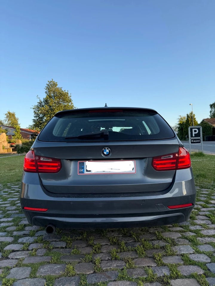 BMW 320d 2,0 Touring aut. 5d