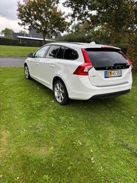 Volvo V60 1,6 DRIVe Kinetic Van 5d