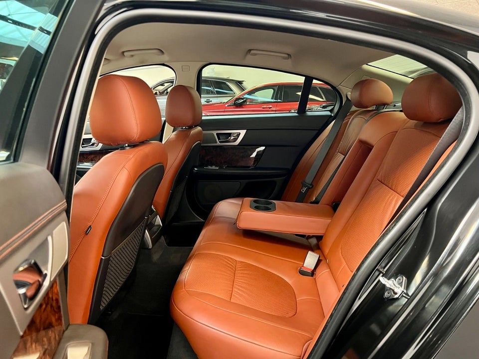 Jaguar XF 4,2 S/C SV8 aut. 4d