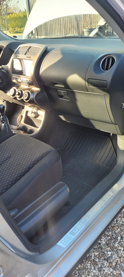 Toyota Urban Cruiser 1,3 VVT-i T1 5d