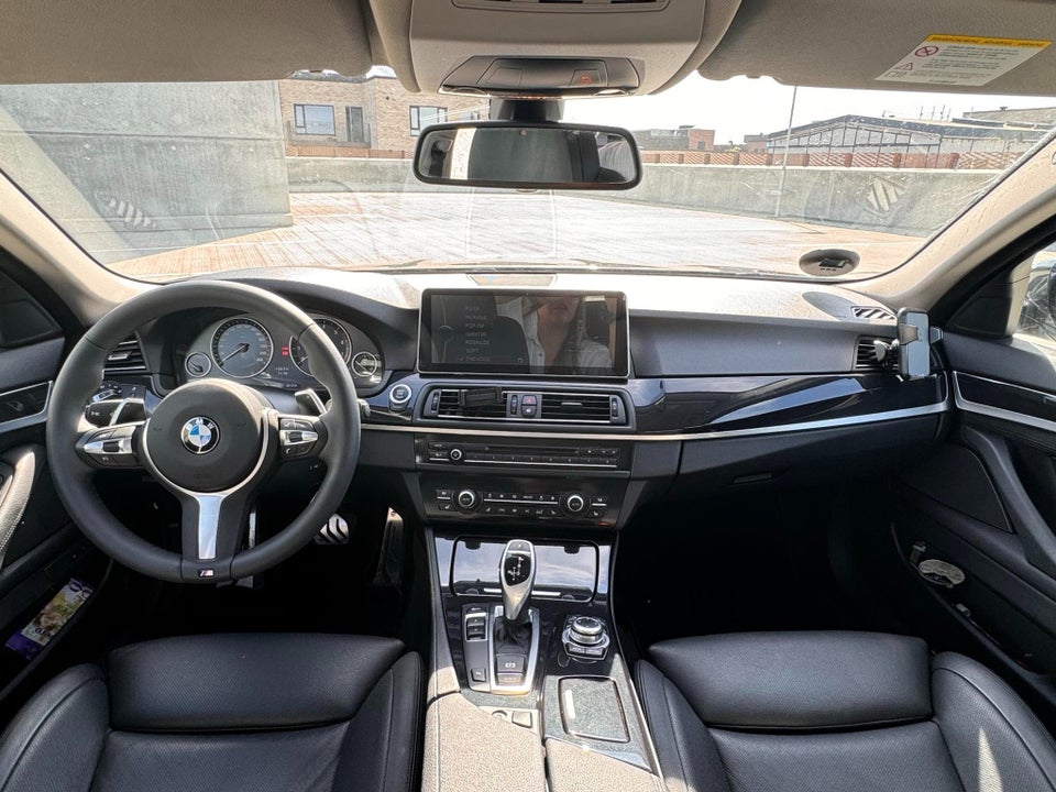 BMW 535i 3,0 Touring aut. 5d