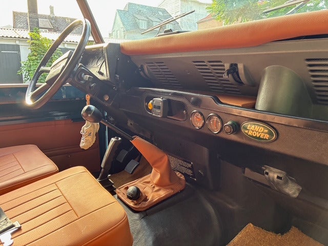 Land Rover Defender 90 3,5 V8 aut. 3d