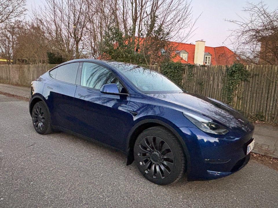 Tesla Model Y Long Range AWD 5d