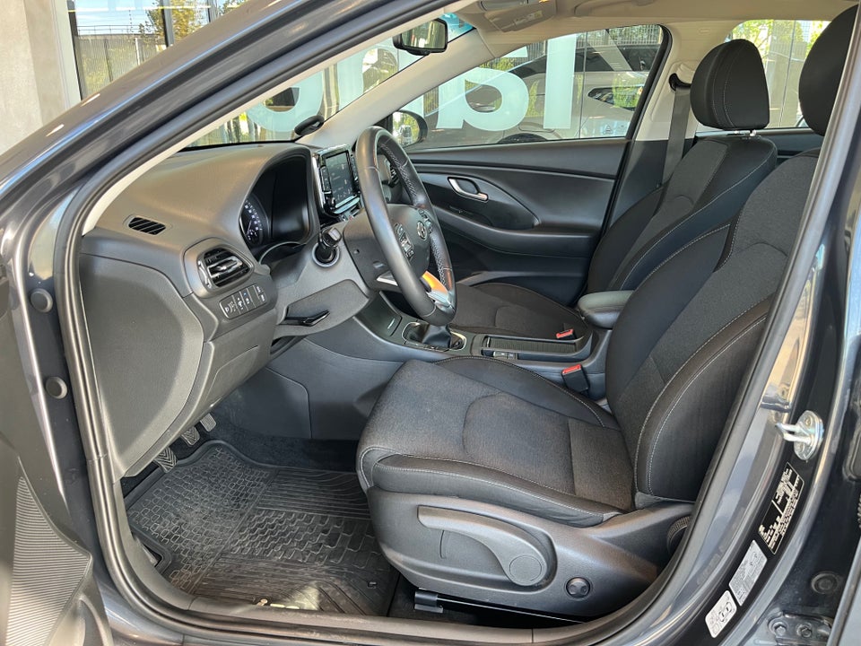 Hyundai i30 1,0 T-GDi Essential stc. 5d