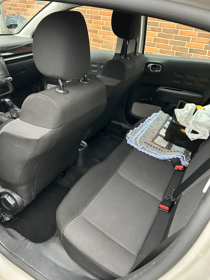 Citroën C3 1,2 PureTech 83 Shine LTD 5d